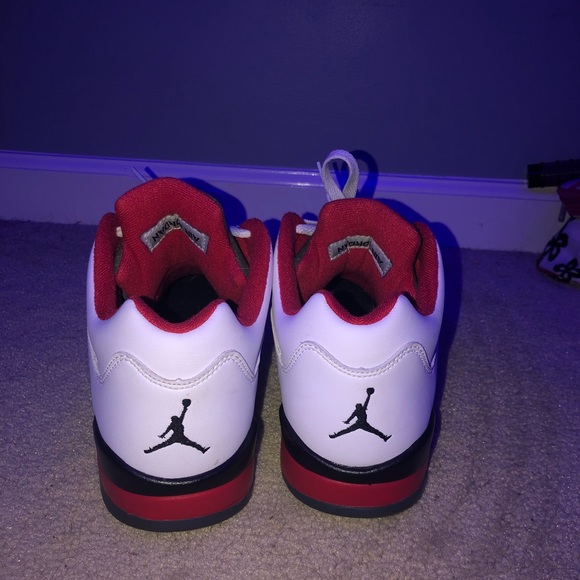 Jordan 5 Retro Low Fire Red - Picture 2 of 2